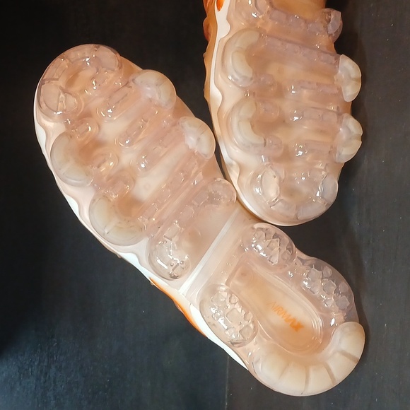 Nike Wmns Air Vapormax Plus 'GUAVA ICE' Womens-7  .100% Authentic! - Picture 10 of 14